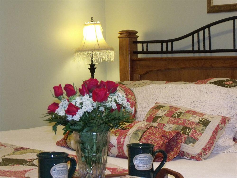 Hemlock Inn Blowing Rock Kültér fotó