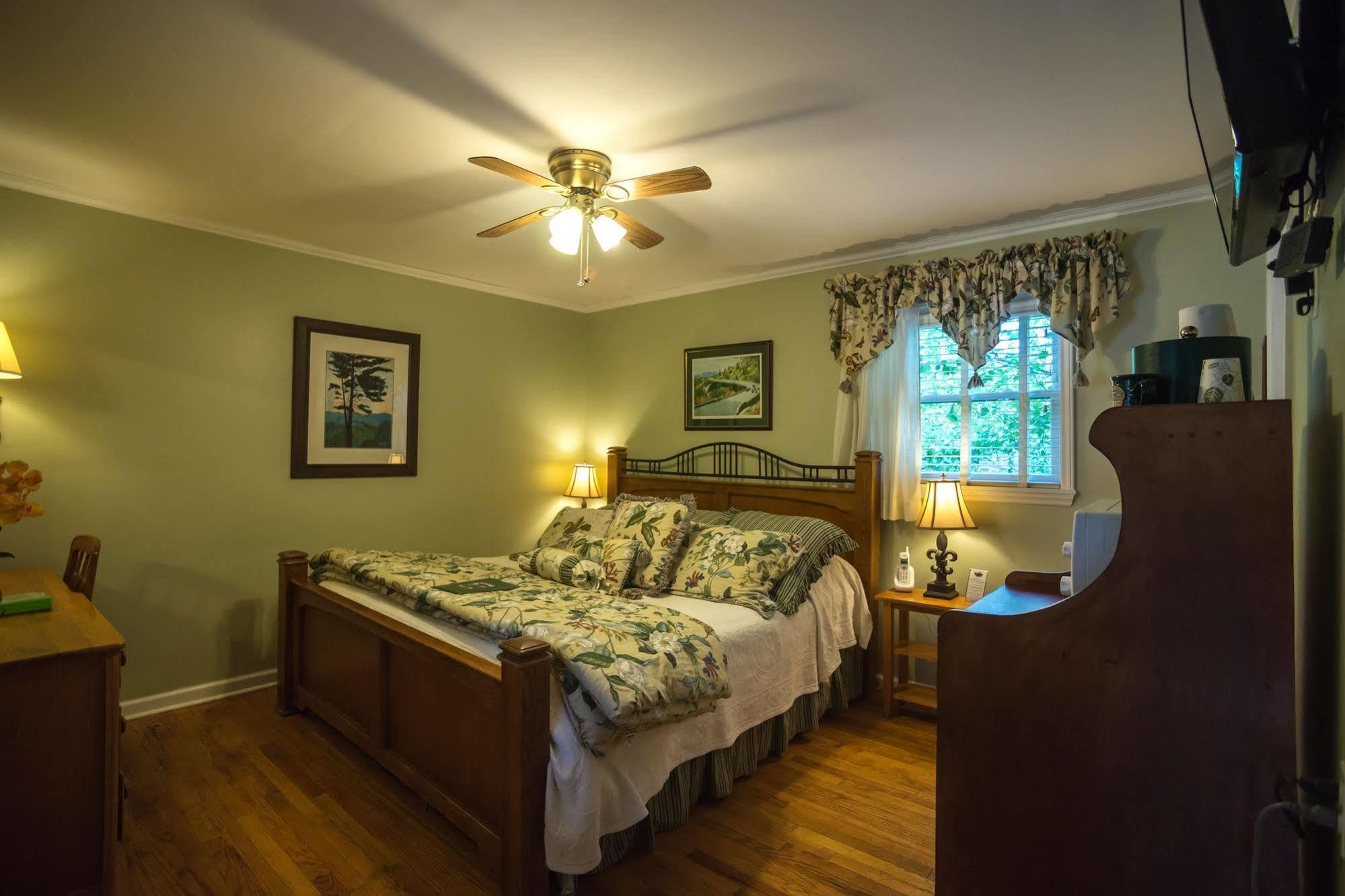 Hemlock Inn Blowing Rock Kültér fotó